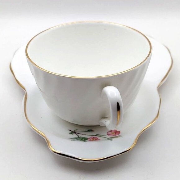 Vintage Royal Kent Staffordshire England Floral Porcelain Cup & Snack Tray Set - Picture 4 of 8